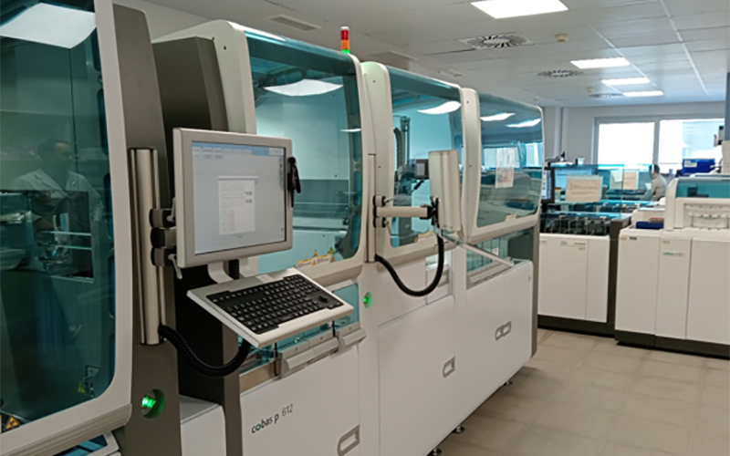 El SERIS incorpora una cadena automatizada en el Laboratorio de Microbiología para mejorar su capacidad diagnóstica